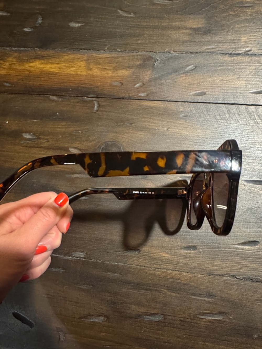 Tortoiseshell Rectangle Aviator Sunglasses - Brown Lenses - Picture 4 of 8